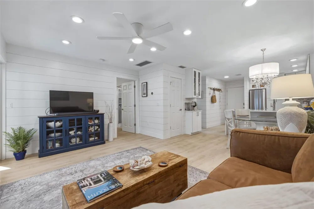 230 MEDALLION BOULEVARD #F Madeira Beach, FL 33708