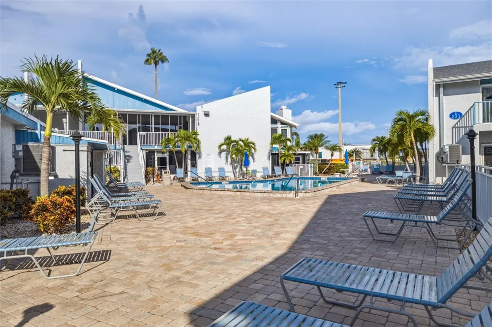 230 MEDALLION BOULEVARD #F Madeira Beach, FL 33708