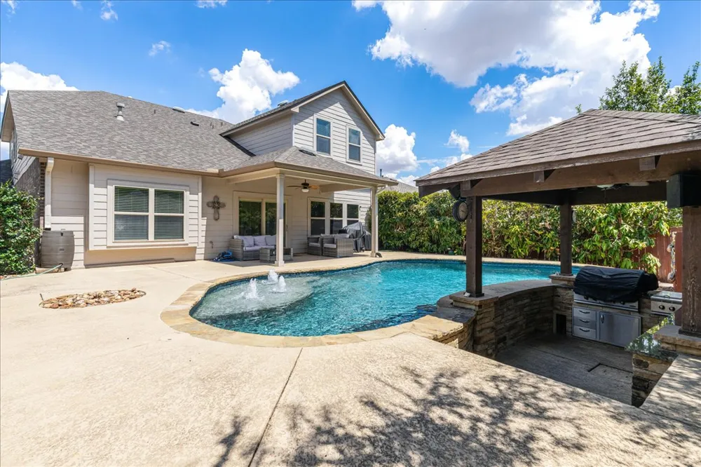 1901 Meandering Meadows Drive Pflugerville, TX 78660
