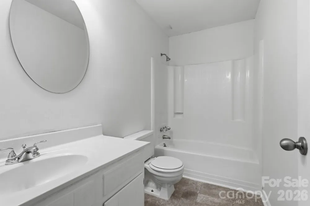 5300 Rolling Oak Lane Charlotte, NC 28227