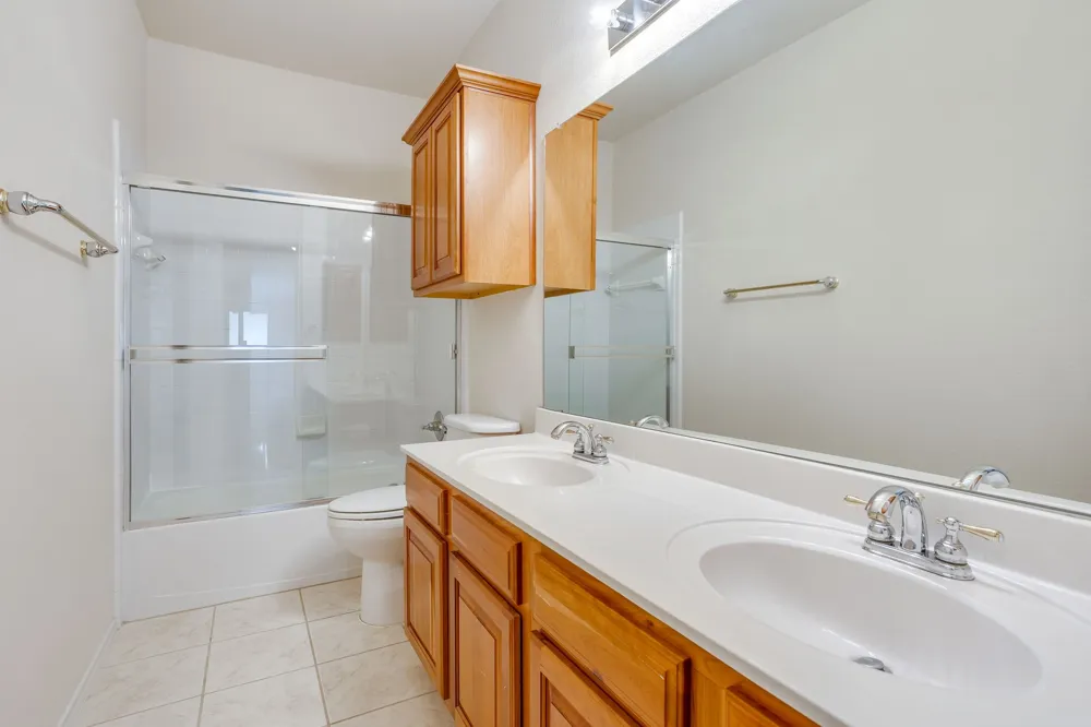 4205 Bayside Court Arlington, TX 76016