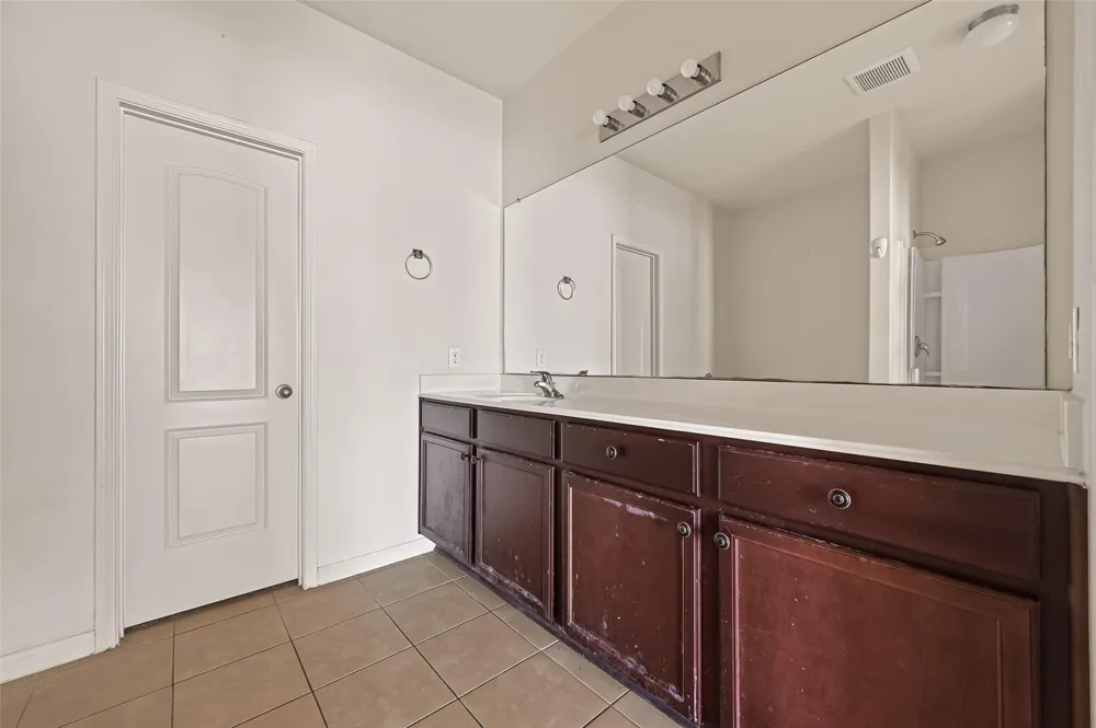 2315 Seabourne Trails Road Rosenberg, TX 77469