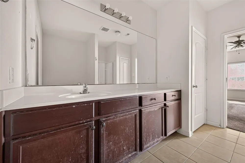 2315 Seabourne Trails Road Rosenberg, TX 77469