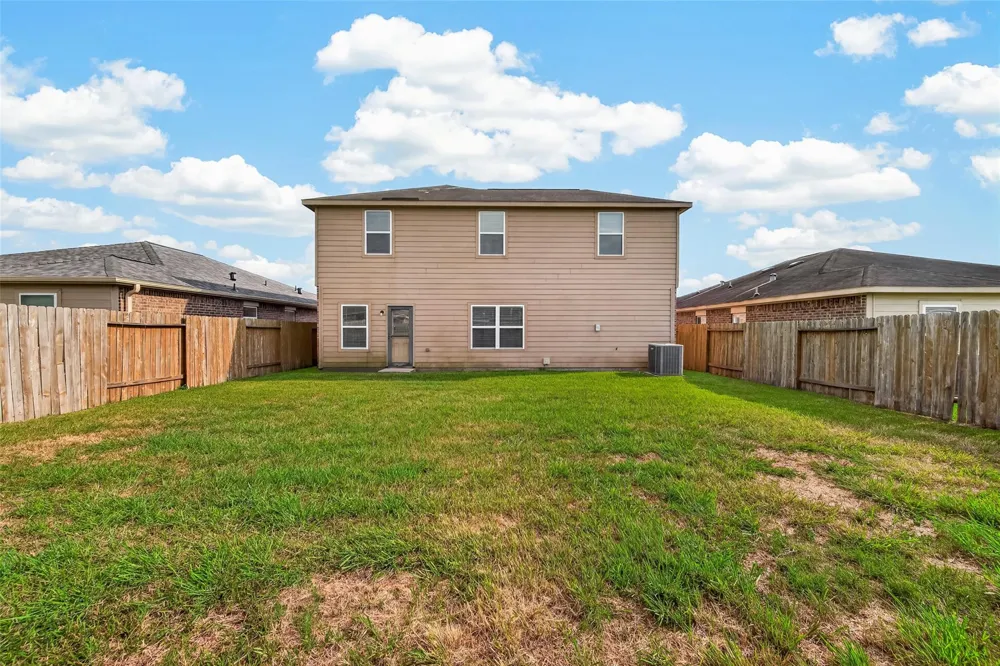 2315 Seabourne Trails Road Rosenberg, TX 77469