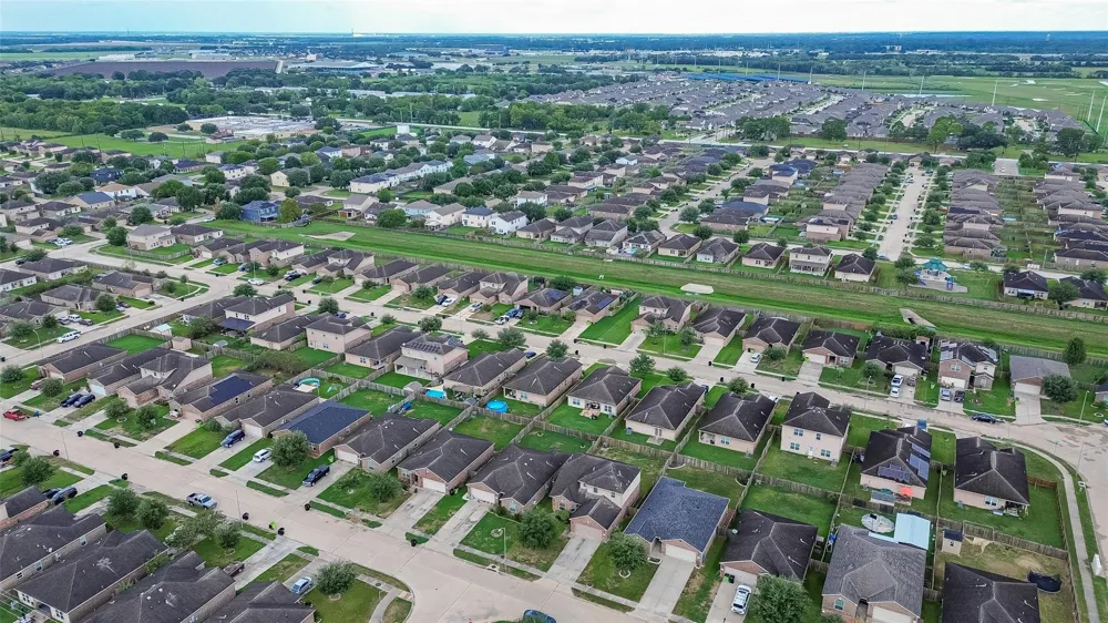 2315 Seabourne Trails Road Rosenberg, TX 77469