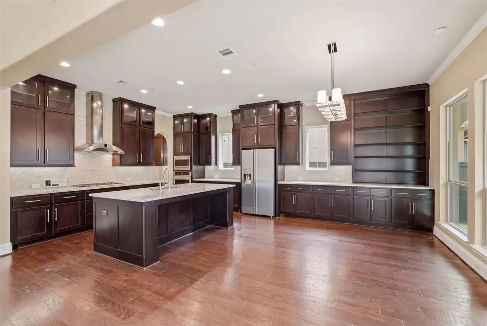 6139 Logan Creek Lane Sugar Land, TX 77479