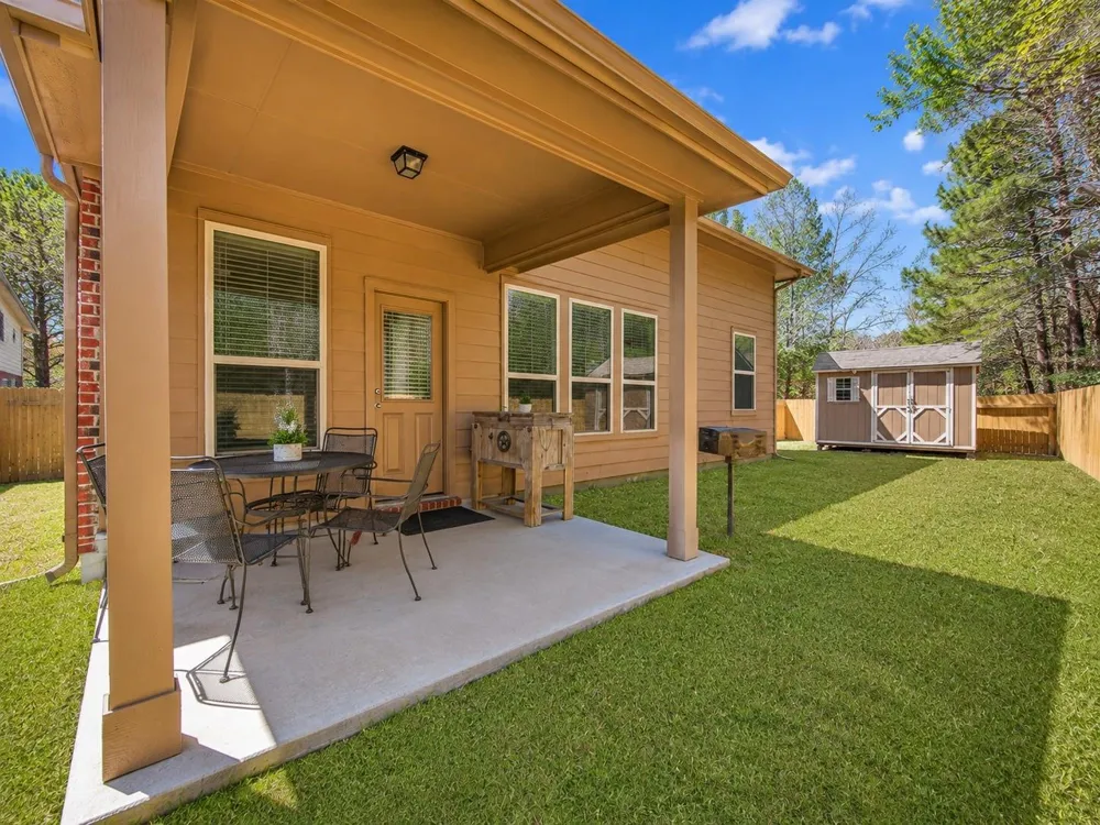 2308 Siegen Drive Conroe, TX 77304