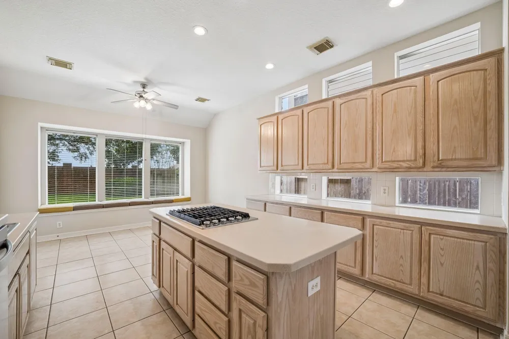 5807 Bayberry Way Sugar Land, TX 77479