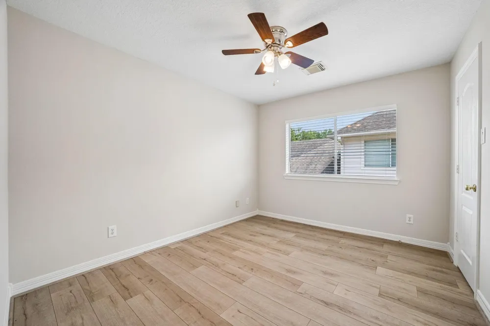 5807 Bayberry Way Sugar Land, TX 77479