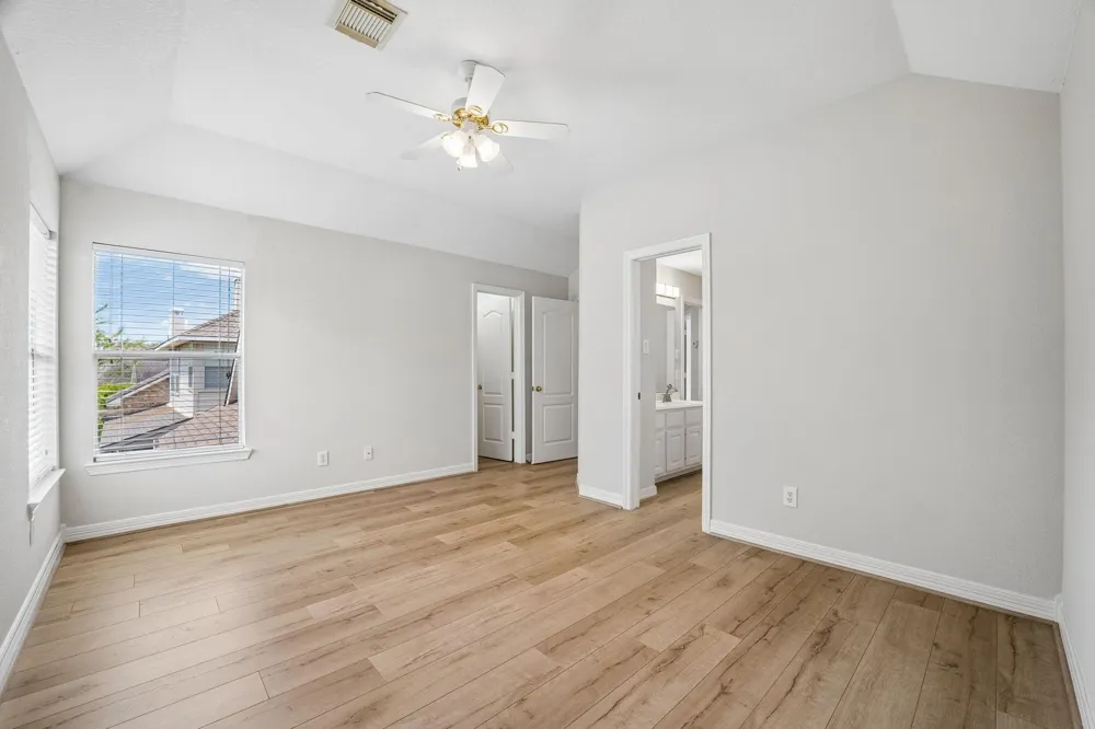 5807 Bayberry Way Sugar Land, TX 77479