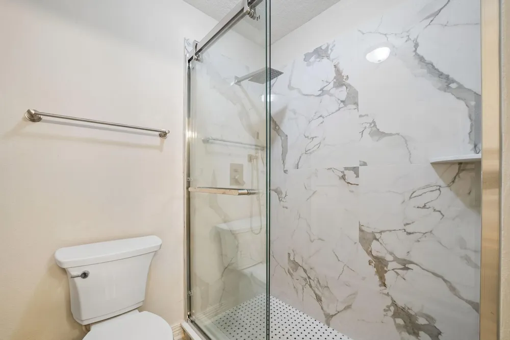 5807 Bayberry Way Sugar Land, TX 77479