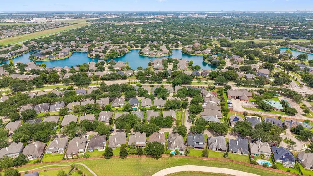 5807 Bayberry Way Sugar Land, TX 77479