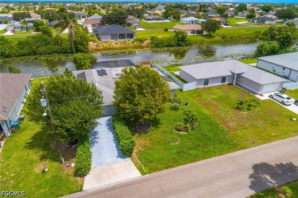 NE 11th Terrace Cape Coral, FL 33909