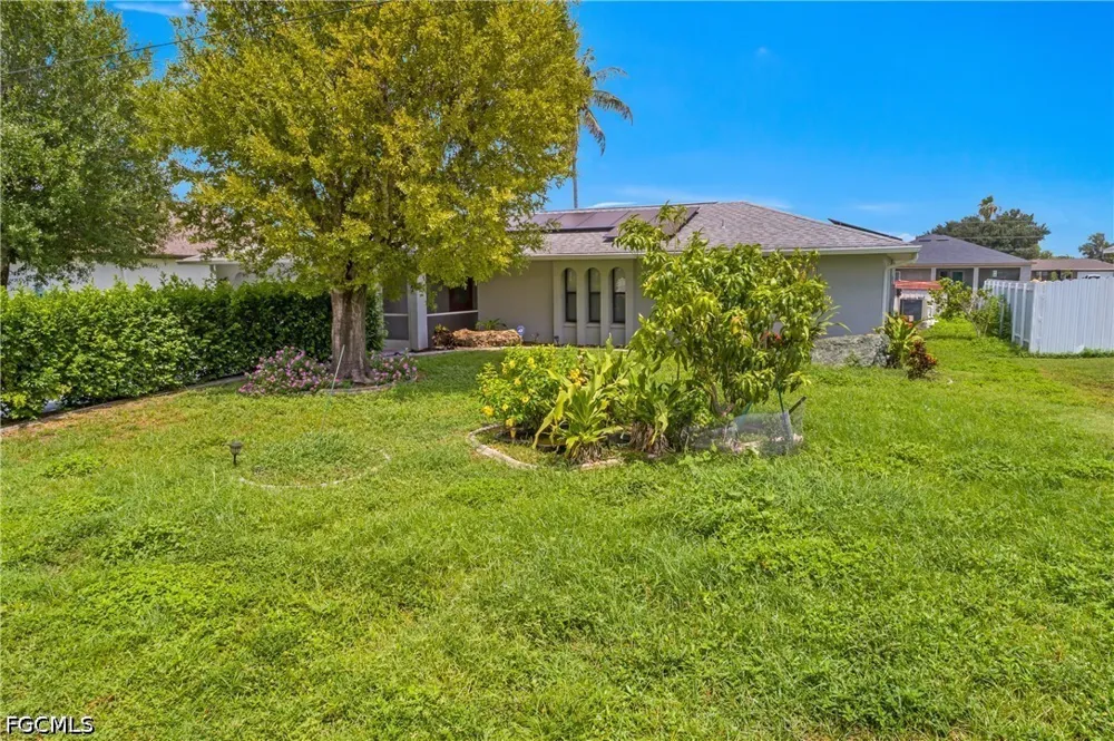 NE 11th Terrace Cape Coral, FL 33909