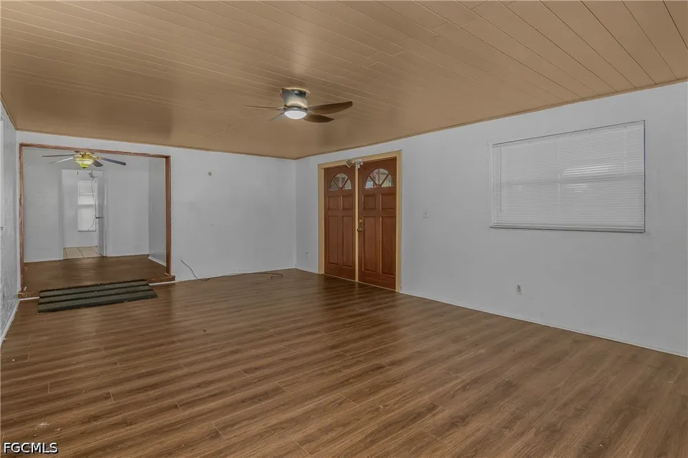 NE 11th Terrace Cape Coral, FL 33909