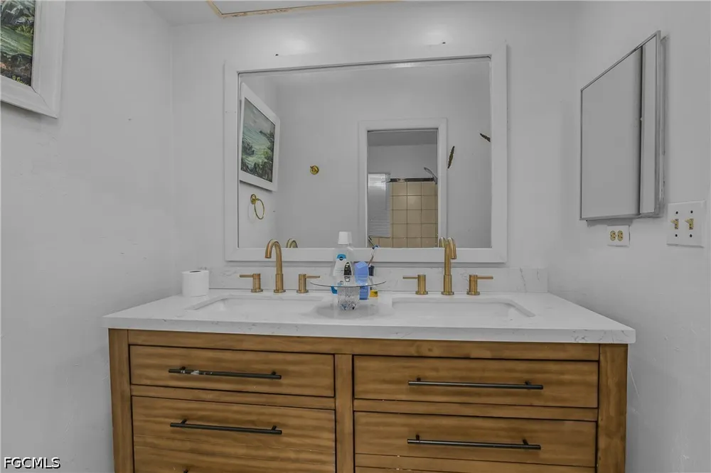 NE 11th Terrace Cape Coral, FL 33909