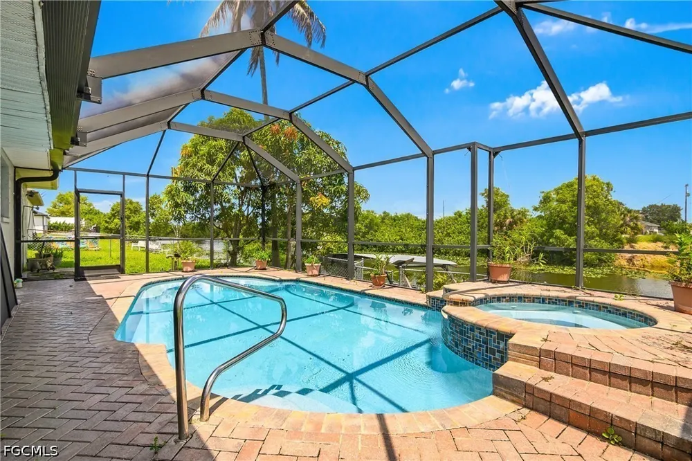 NE 11th Terrace Cape Coral, FL 33909