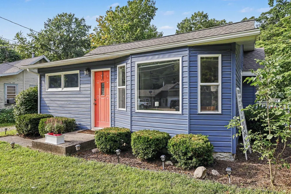 1114 Bell Avenue New Buffalo, MI 49117