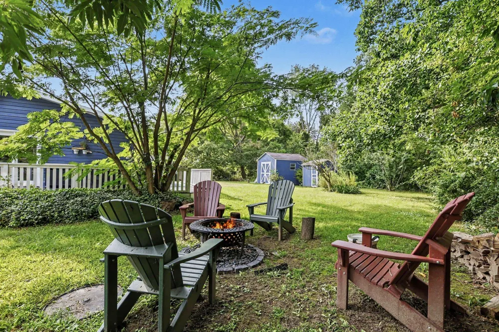 1114 Bell Avenue New Buffalo, MI 49117