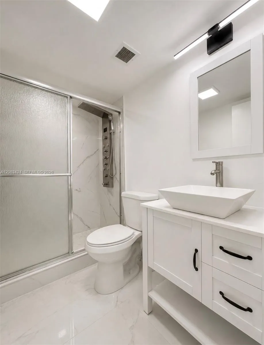 1985 S Ocean Dr #22A Hallandale Beach, FL 33009