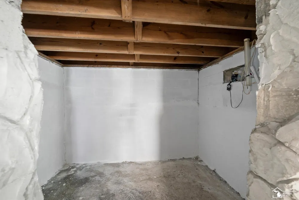 8293 Memorial Highway Unknown, MI 48144