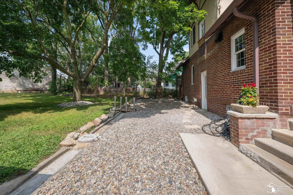 8293 Memorial Highway Unknown, MI 48144