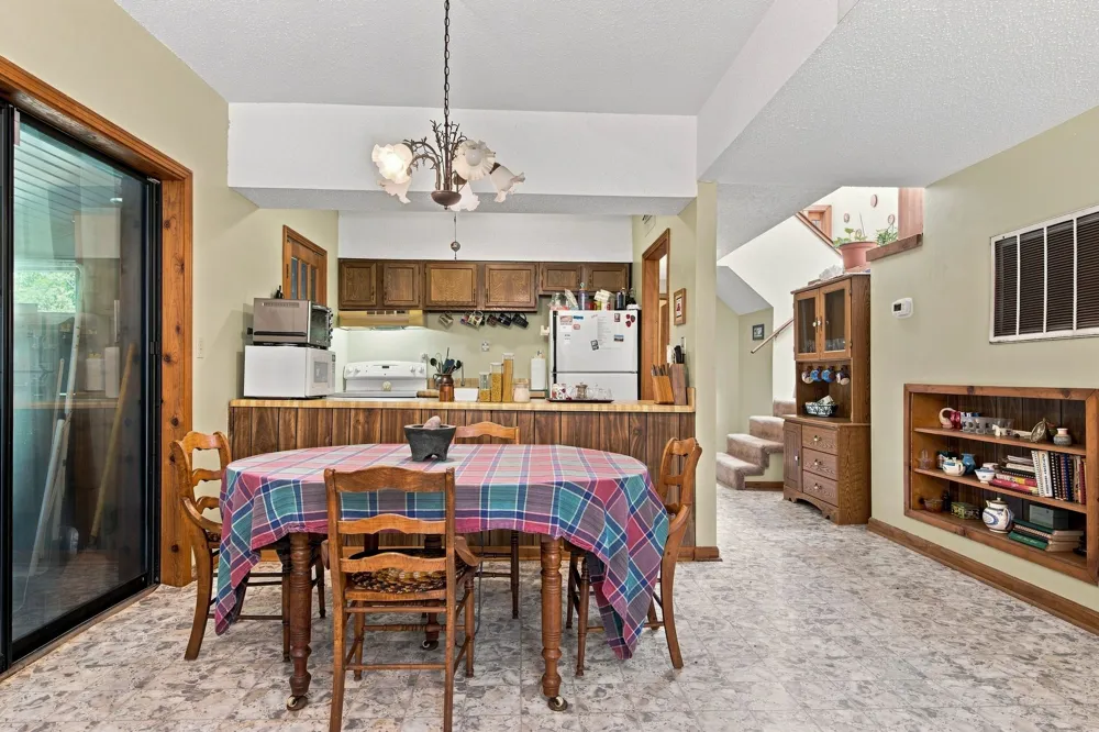 1456 Sams Creek Rd Ashland City, TN 37015