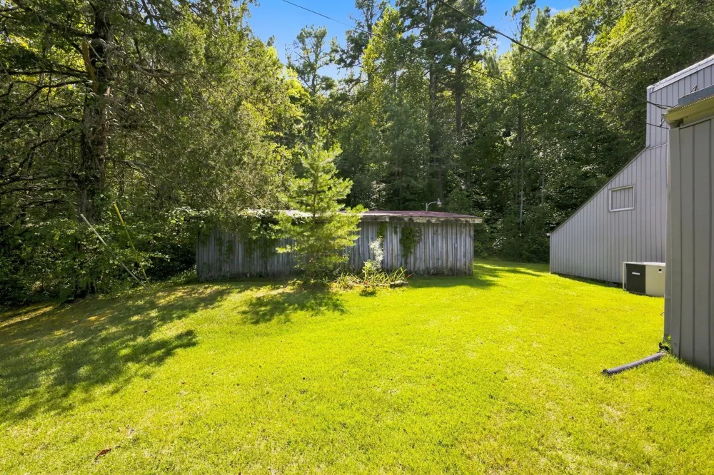 1456 Sams Creek Rd Ashland City, TN 37015