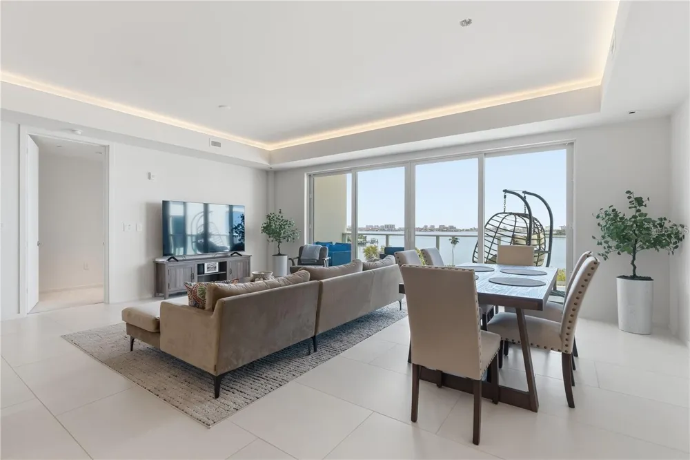 1020 SUNSET POINT ROAD #505 Clearwater, FL 33755