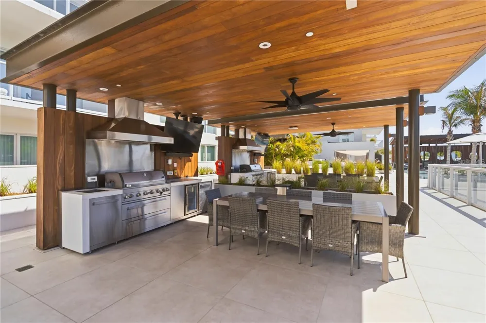 1020 SUNSET POINT ROAD #505 Clearwater, FL 33755