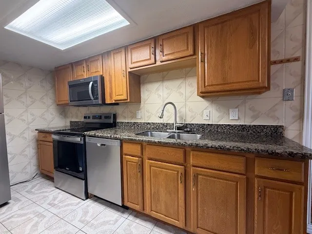 12802 Midway Road #2016 Dallas, TX 75244