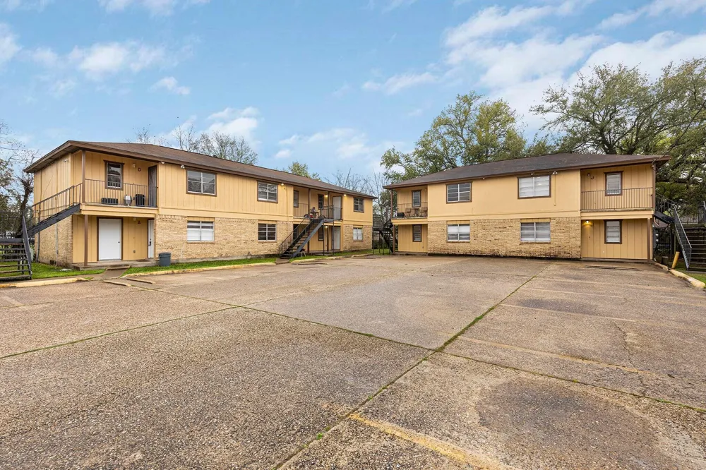230 E Virginia Street #J Beaumont, TX 77705