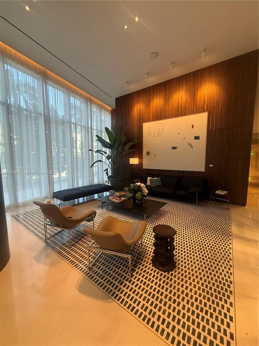 1400 Biscayne Blvd #209 Miami, FL 33132