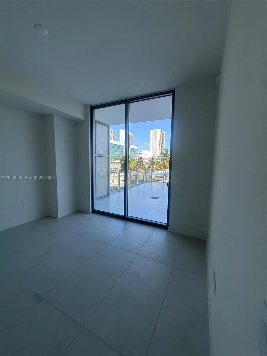 1400 Biscayne Blvd #209 Miami, FL 33132