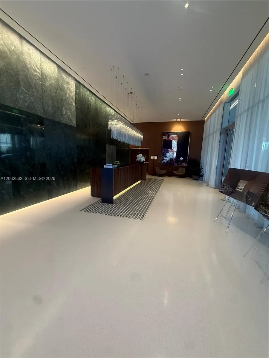1400 Biscayne Blvd #209 Miami, FL 33132