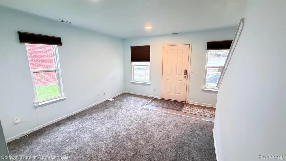 283 E Palmer Street Detroit City, MI 48202