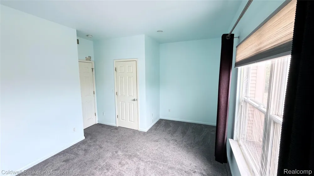283 E Palmer Street Detroit City, MI 48202