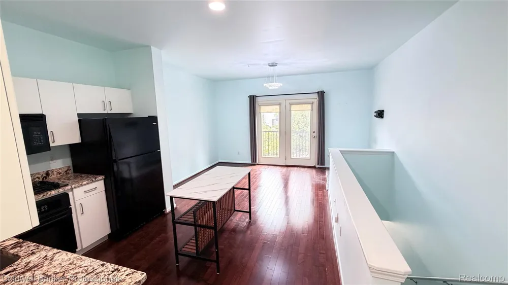 283 E Palmer Street Detroit City, MI 48202