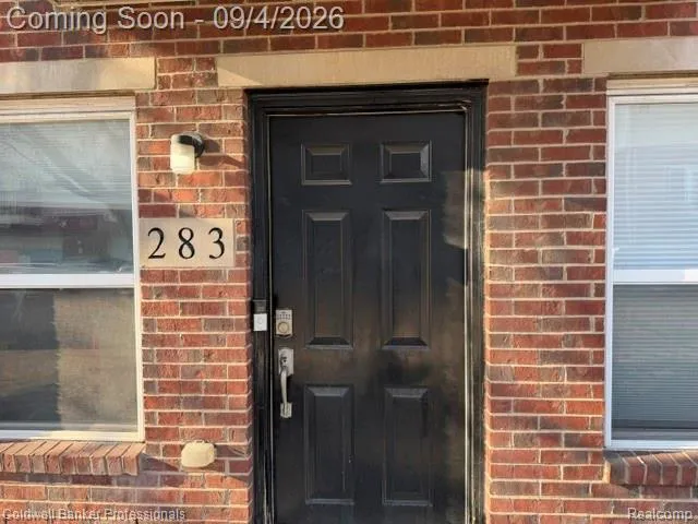 283 E Palmer Street Detroit City, MI 48202