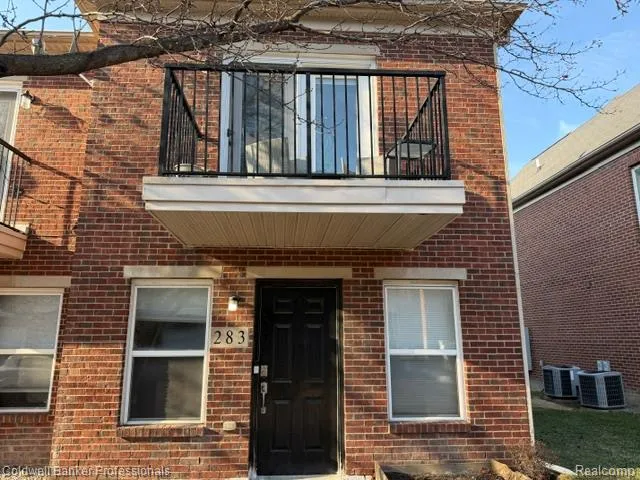 283 E Palmer Street Detroit City, MI 48202