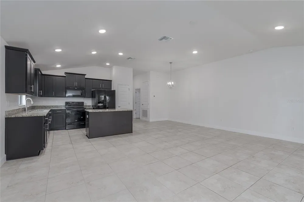 9123 46TH COURT E Parrish, FL 34219