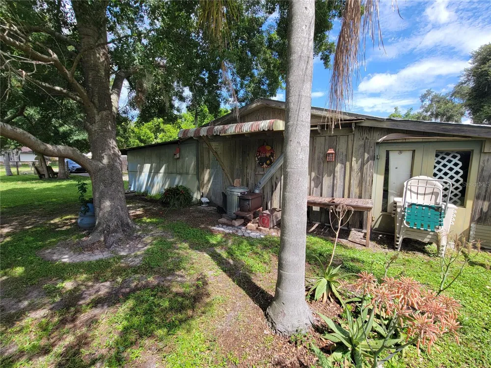 900 BOKHARA PLACE Sarasota, FL 34232
