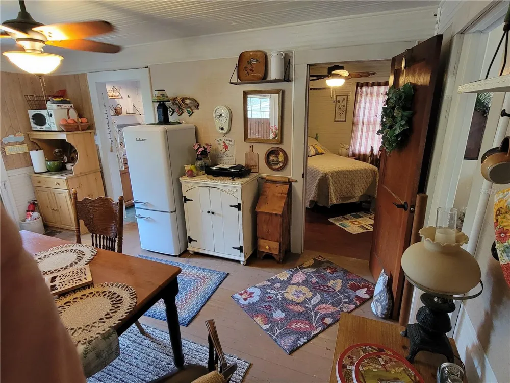 900 BOKHARA PLACE Sarasota, FL 34232