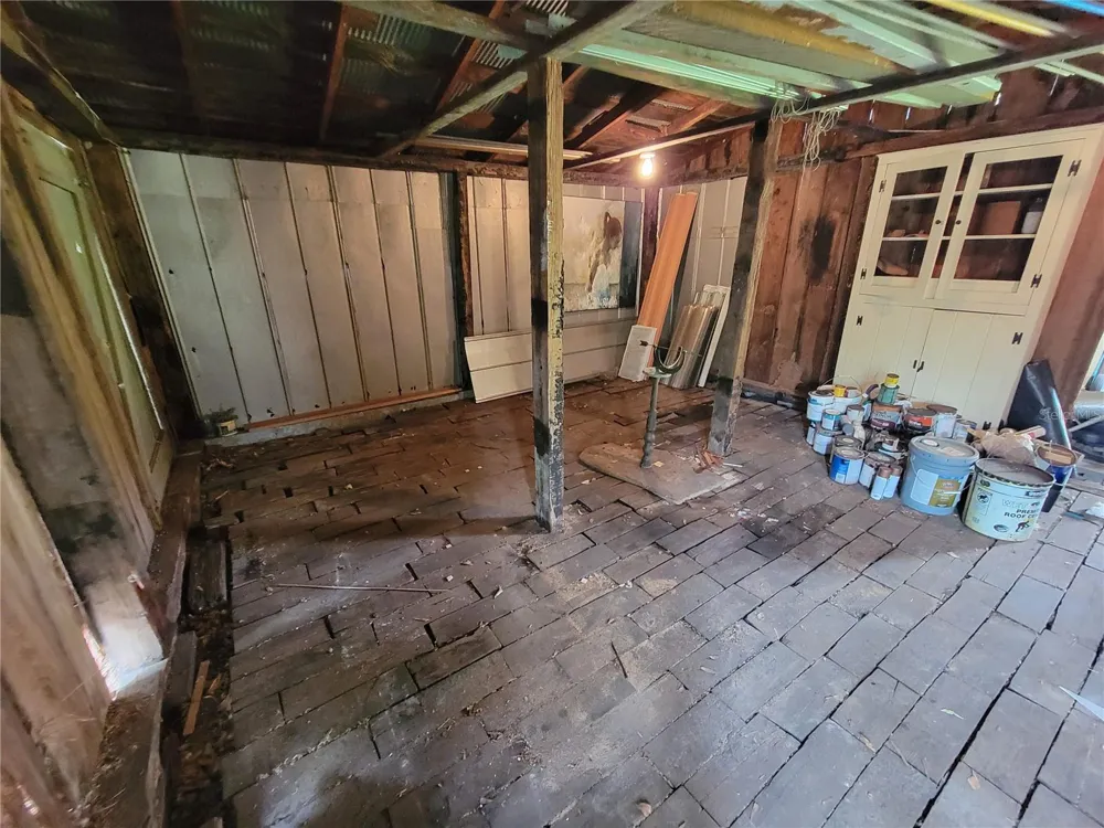 900 BOKHARA PLACE Sarasota, FL 34232
