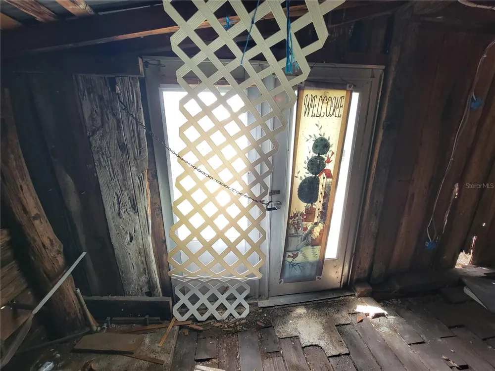 900 BOKHARA PLACE Sarasota, FL 34232