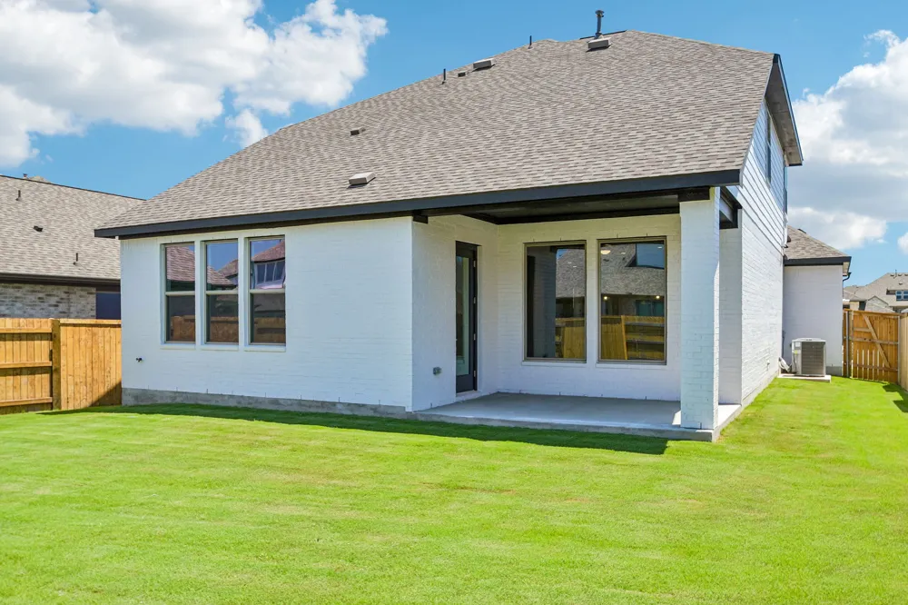 121 Prickly Poppy Loop Kyle, TX 78640