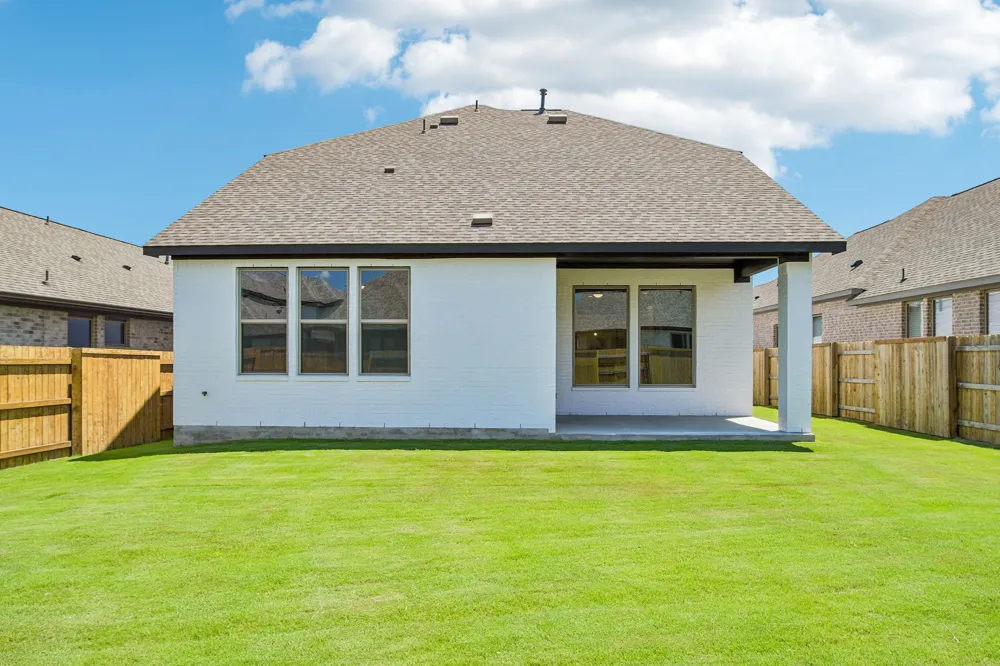 121 Prickly Poppy Loop Kyle, TX 78640