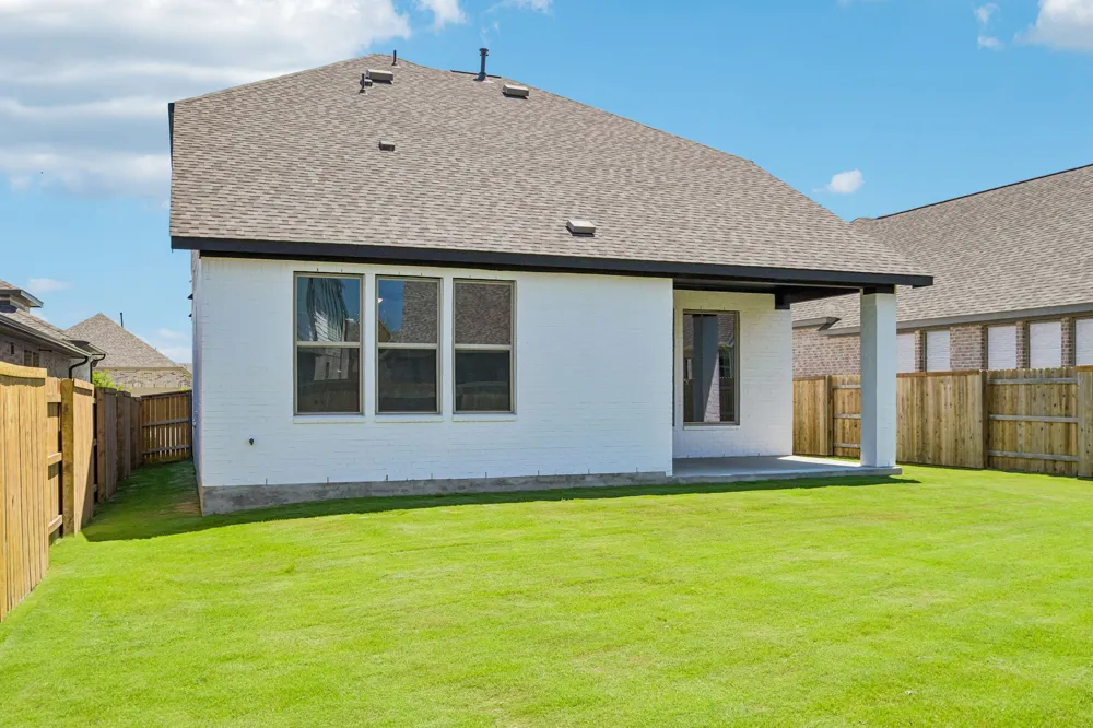 121 Prickly Poppy Loop Kyle, TX 78640