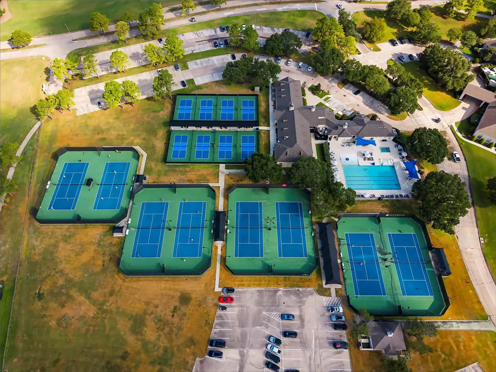 250 Hampton Glen Road Montgomery, TX 77356