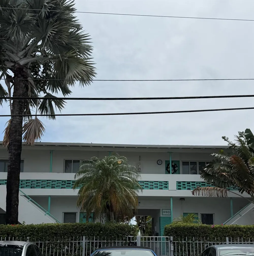 1980 Bay Drive #5 Miami Beach, FL 33141